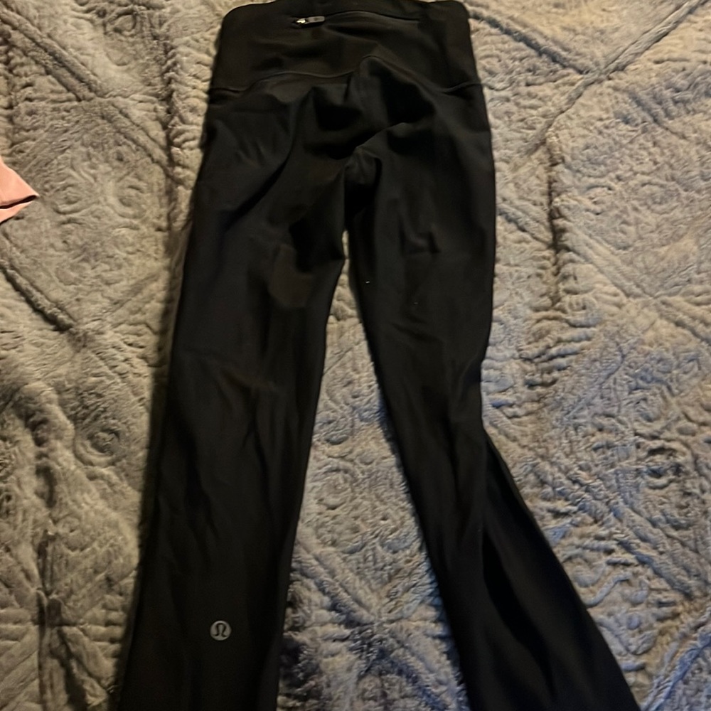 WORN ONCE- size 2 LuLulemon leggings